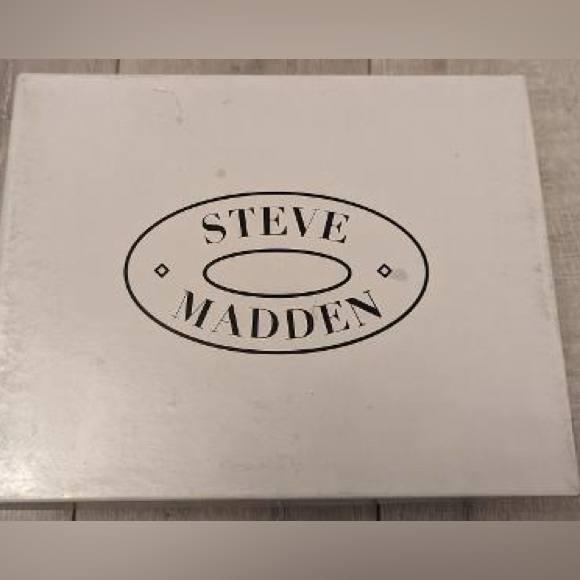 Steve Madden "Pammy" Wedge, size 6.5 - Picture 9 of 10